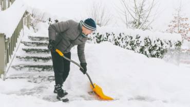 Snow Removal While Renting: Who’s Responsible?