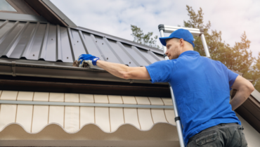 Gutter Cleaning: 8 Great Tips for Cleaning Your Gutters