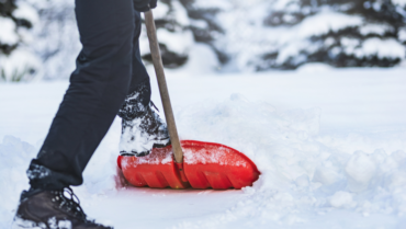 Snow Shoveling Safety Tips